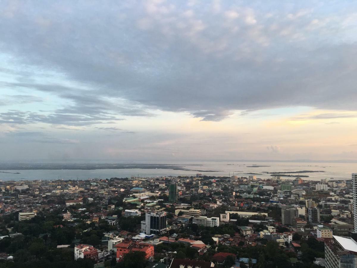 Horizons 101 - Panoramic View By St. Therese Cebu Exterior foto